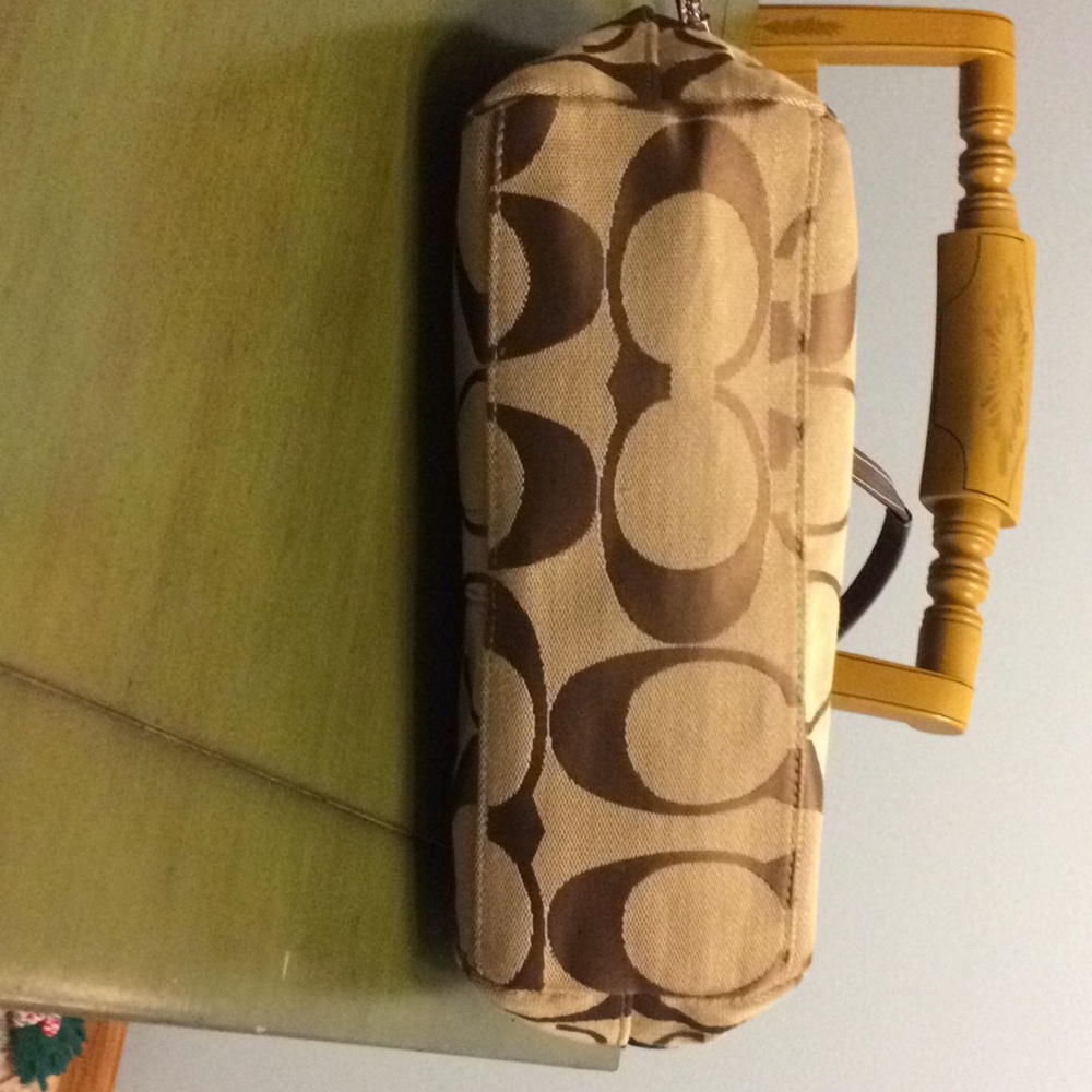 Coach shoulder bag - Picture 3 of 6